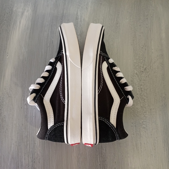 Vans Oldskool Skateboard Sneakers Shoes Kids Size 1 - Picture 5 of 15